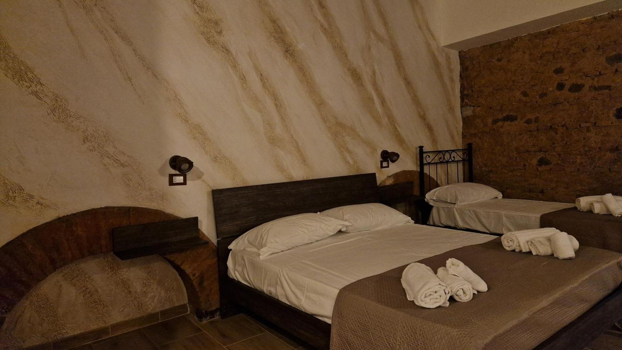 La Ciminiera Rooms 卡塔尼亚 外观 照片