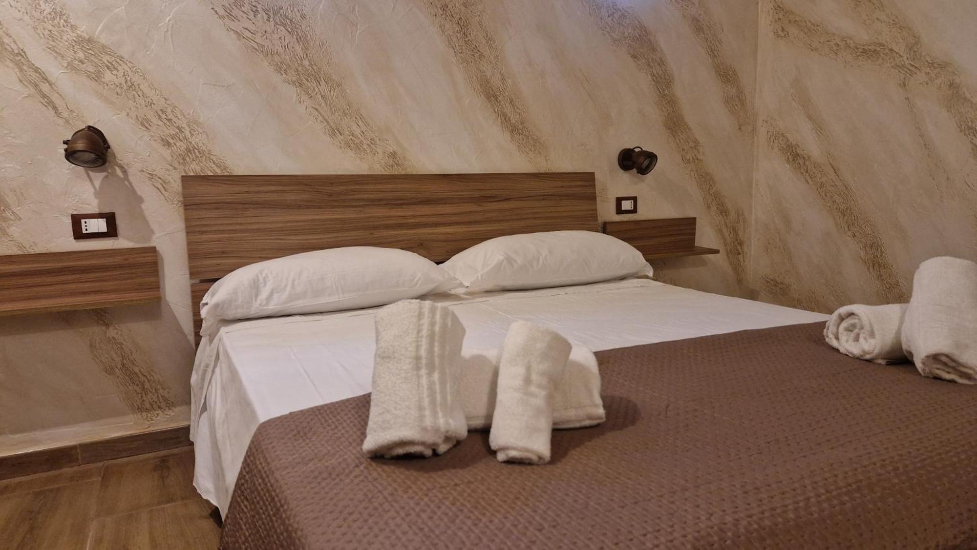 La Ciminiera Rooms 卡塔尼亚 外观 照片